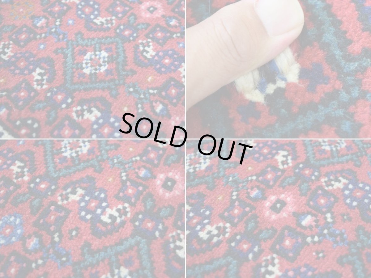 画像17: 良品 ペルシャ 部族絨毯  ハマダン 縦2m 横1.5m 3㎡ 〜2帖 リビング ダイニング 2〜3人掛けソファ サイズ 205 x 160 cm No.R342 天然 ウール 手織り ハンドメイド トライバル ラグ 部族絨毯 マット カーペット 幾何学模様 民族柄 マヒ ヘラティ模様 赤 b-r342-205160h042-213 (17)