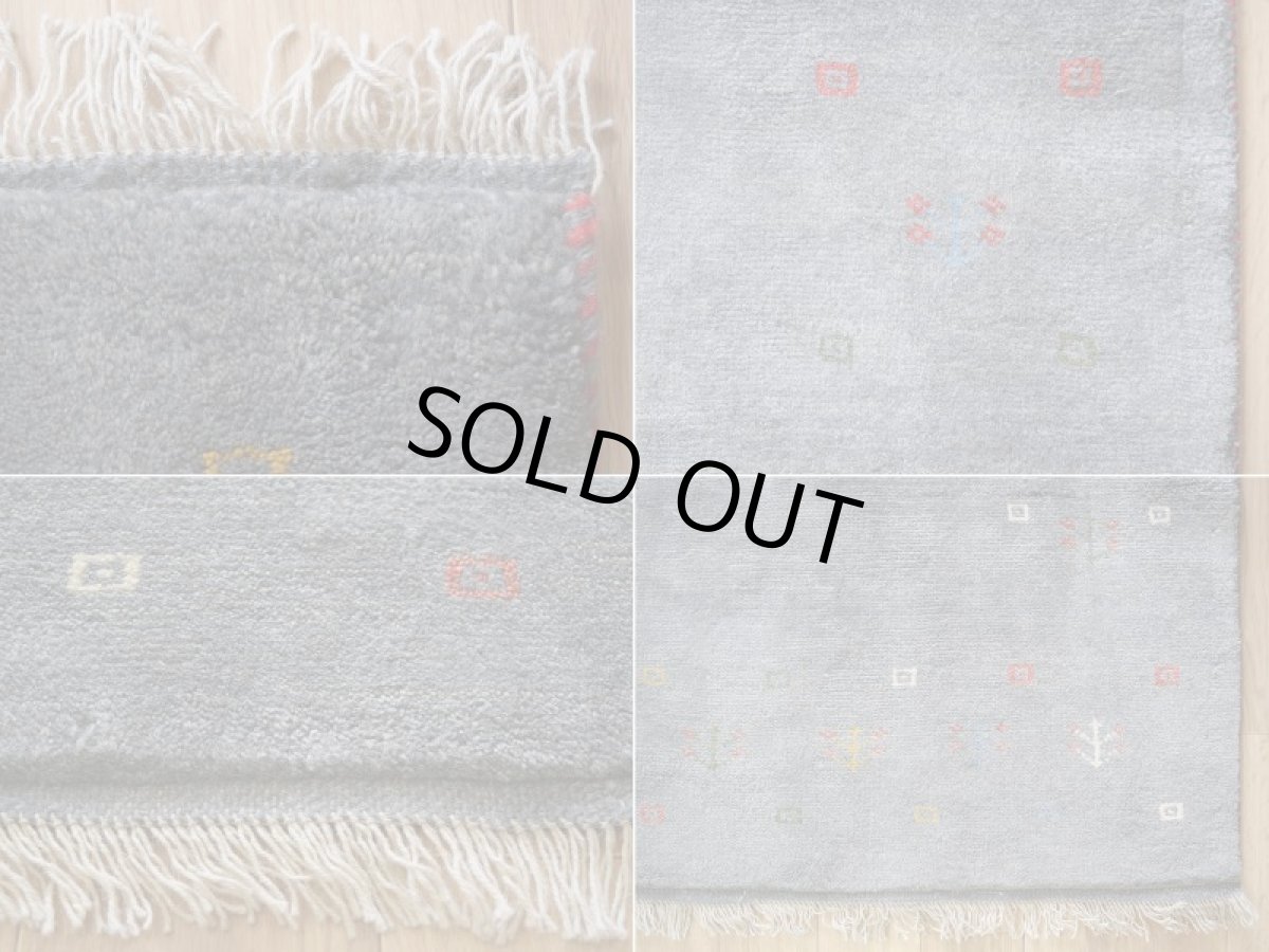 画像19: 新品 ペルシャ ギャッベ 縦2m 横1.5m 3㎡ 〜2帖程度 リビング ダイニング 2-3人掛けソファ サイズ 203 × 150 cm No.1927 天然 草木染 ウール ギャベ 手織り ハンドメイド ラグ 絨毯 カーペット リビングダイニングルームやベッドサイドに インディゴブルー グレー 灰 淡い青 藍 n-1927-203150s072p (19)