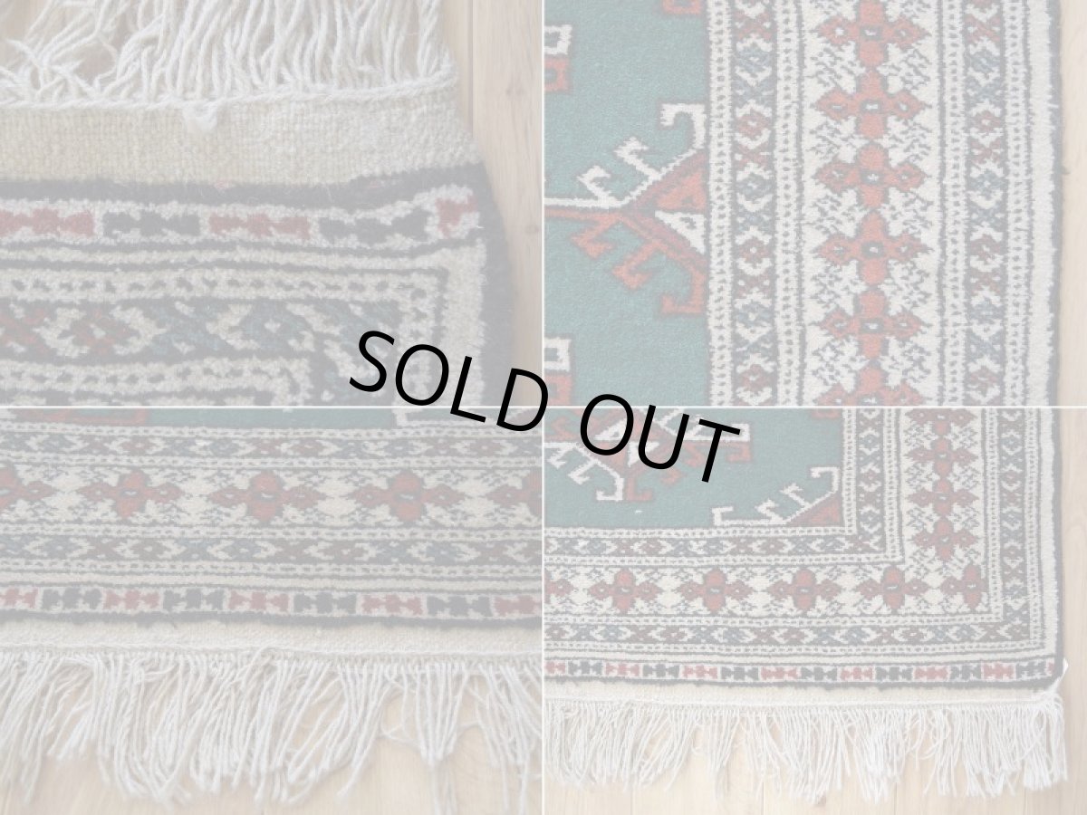 画像19: 新品 ペルシャ 部族絨毯 トルクメン 縦1.2m 横0.9m アクセント ラグ サイズ 120 x 85 cm No.F137 天然 肉厚 ウール 手織り ハンドメイド トライバル ラグ マット カーペット 緑 グリーン ギュル 幾何学模様 民族柄 n-f137-120085h001 (19)