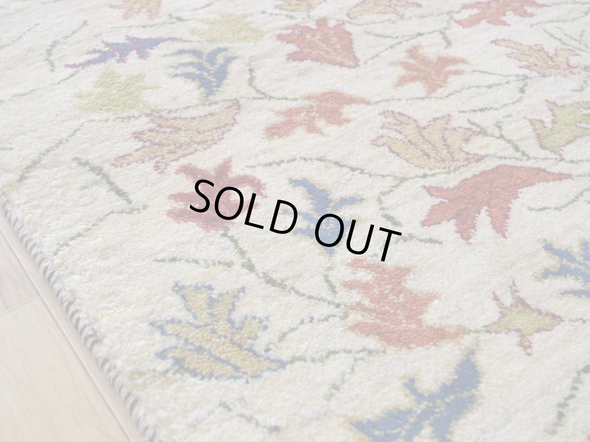 画像10: 新品 ペルシャ ギャッベ 縦2m 横1.5m 3㎡ 〜2-3帖程度 リビング ダイニング 2-3人掛けソファ サイズ 200 × 155 cm No.2438 肉厚 リーズバフト ウール 手織りギャベ  ハンドメイド ラグ 絨毯 カーペット 生命の樹 生成り クリーム 緑 リビングダイニングルームやベッドサイドに N-2438-200155-S-077-1001 (10)