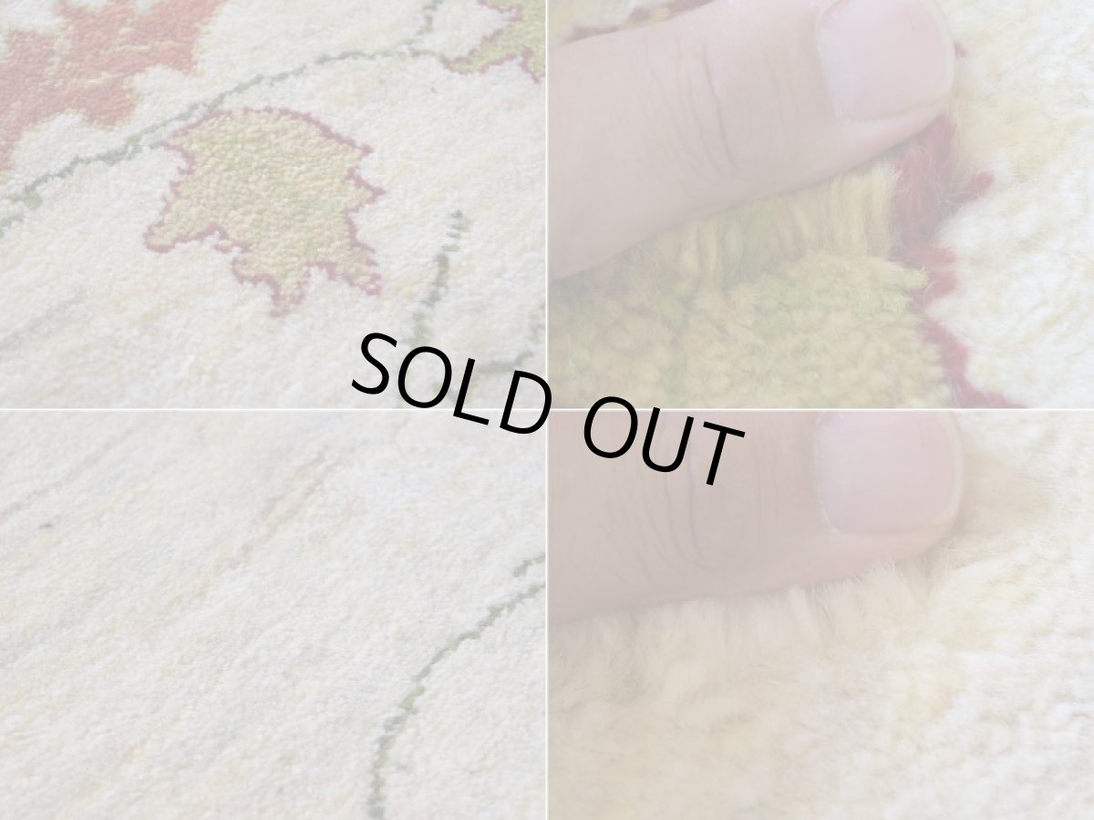 画像17: 新品 ペルシャ ギャッベ 縦2m 横1.5m 3㎡ 〜2-3帖程度 リビング ダイニング 2-3人掛けソファ サイズ 200 × 155 cm No.2438 肉厚 リーズバフト ウール 手織りギャベ  ハンドメイド ラグ 絨毯 カーペット 生命の樹 生成り クリーム 緑 リビングダイニングルームやベッドサイドに N-2438-200155-S-077-1001 (17)