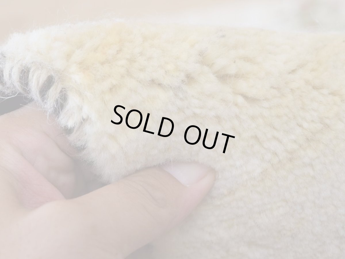 画像11: 新品 ペルシャ ギャッベ 縦2m 横1.5m 3㎡ 〜2-3帖程度 リビング ダイニング 2-3人掛けソファ サイズ 195 × 150 cm No.2436 肉厚 リーズバフト ウール 手織りギャベ  ハンドメイド ラグ 絨毯 カーペット 生命の樹 糸杉 生成り クリーム 緑 リビングダイニングルームやベッドサイドに N-2436-195150-S-037-059 (11)