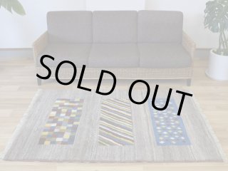 ペルシャ　ギャッベ　ソファ前　小判型　120×80　アイボリー　生命の木　花　葉 ペルシャ ギャッベ ソファ前 小判型 120×80 アイボリー 生命の木