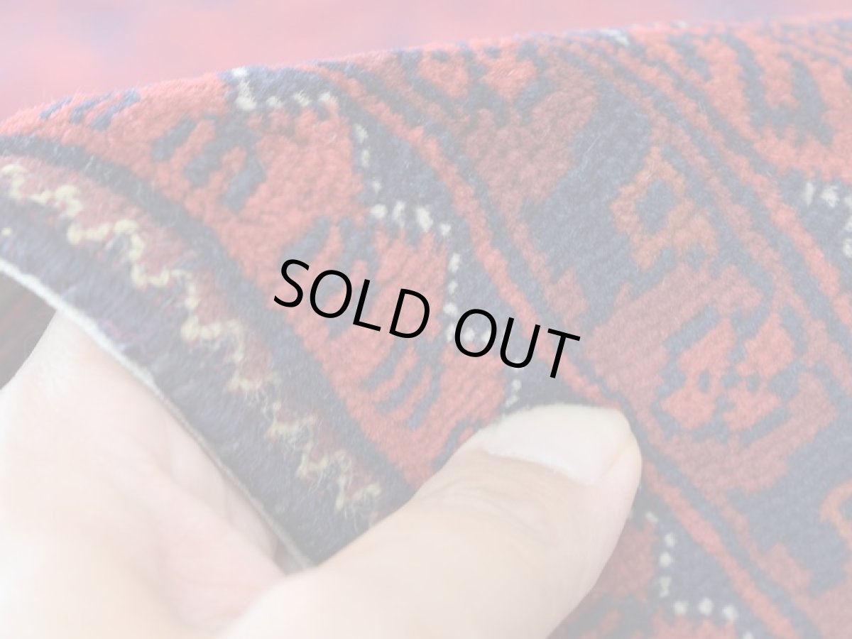 画像12: 新品 ペルシャ 部族絨毯 バルーチ 縦2m 横1.5m 3㎡ ~2帖 リビング ダイニング 2-3人掛けソファ サイズ 202 x 152 cm No.2125 ウール 手織り ハンドメイド トライバル ラグ カーペット 赤 濃紺 ダークネイビー n-2125-202152s046-038 (12)