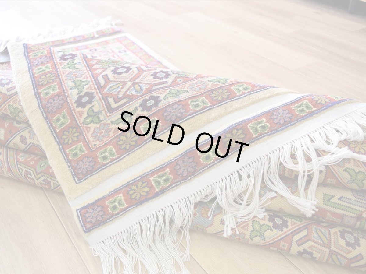 画像12: 新品 ペルシャ 部族絨毯 グーチャン 縦2m 横1.5m 2.6㎡ ~2帖 リビング ダイニング 2-3人掛けソファ サイズ 180 x 140 cm No.2142 ウール 手織り ハンドメイド トライバル ラグ カーペット 生成り ベージュ 幾何学模様 n-2142-180140s014-065 (12)