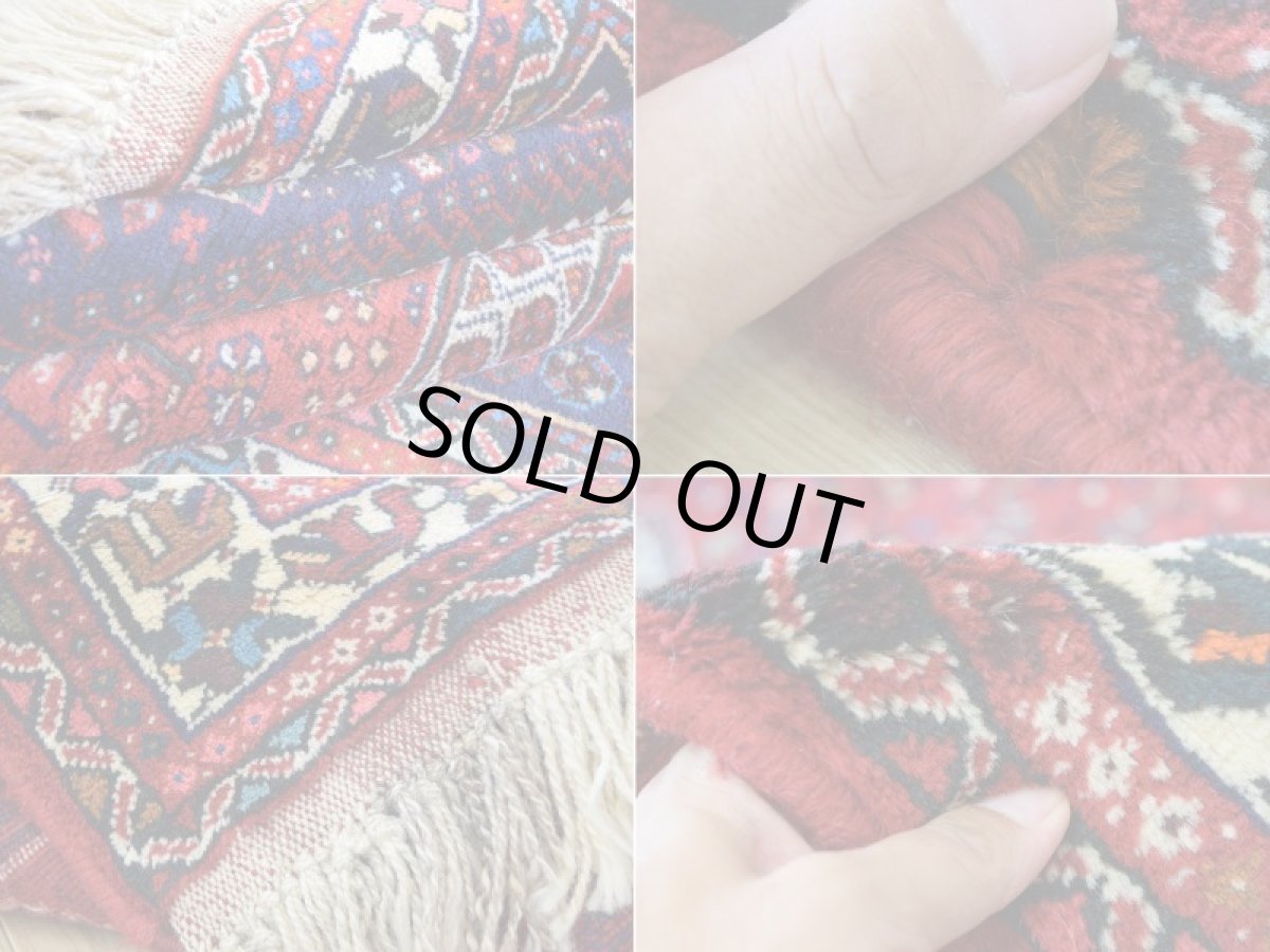 画像18: 新品 ペルシャ 部族絨毯 シラーズ 縦2m 横1.5m 3㎡ ~2-3帖 リビング ダイニング 2-3人掛けソファ サイズ 215 x 149 cm No.P295 ウール 手織り ハンドメイド トライバル ラグ カーペット 赤 ネイビー 民族柄 n-p295-215149h533p (18)