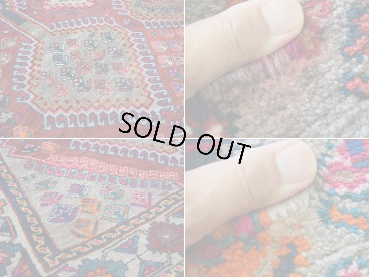 画像16: 新品 ペルシャ 部族絨毯 シラーズ 縦2.5m 横1.8m 4.5㎡ ~2-3帖 リビング ダイニング 2-3人掛けソファ サイズ 250 x 177 cm No.P293 ウール 手織り ハンドメイド トライバル ラグ カーペット 赤 ネイビー グレー オレンジ 民族柄 n-p293-250177h293p (16)