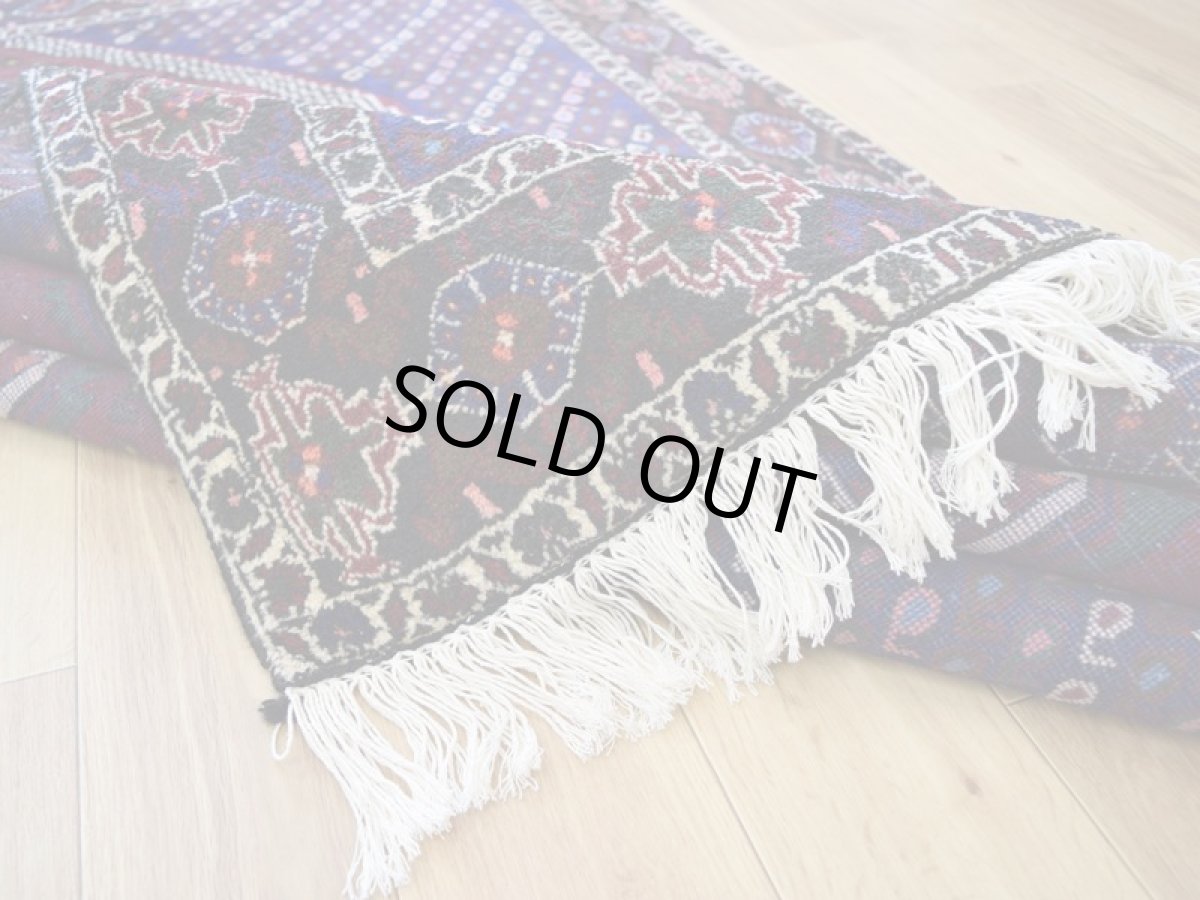 画像13: 良品 ペルシャ 部族絨毯  シャハレババク 縦2.1m 横1.6m 3.3㎡ 〜2帖 リビング ダイニング 2〜3人掛けソファ サイズ 207 x 155 cm No.P475 天然 ウール 手織り ハンドメイド トライバル ラグ 部族絨毯 マット カーペット ボテ 幾何学模様 民族柄 ネイビー ブラウン ギャッベ(ギャベ)をお探しの方にもお勧めです ab-p475-207155h053p (13)