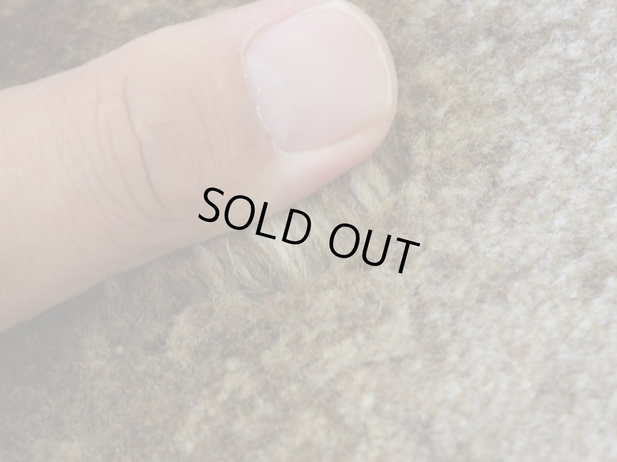 画像11: 新品 ペルシャ ギャッベ 縦2.5m 横1.7m 4㎡ 〜4帖 リビング ダイニング 2-3人掛けソファサイズ 237 × 164 cm No.1467 天然 肉厚 ウール ギャベ 手織り ハンドメイド ラグ 絨毯 カーペット ベージュ ブラウン グレー グラデーション ボーダー リビングダイニングルームやベッドサイドに n-1467-237164s032-003 (11)