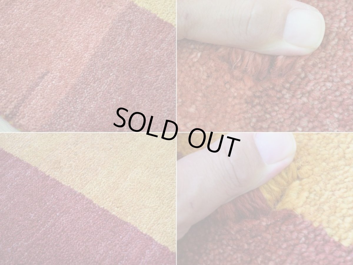 画像15: 新品 ペルシャ ギャッベ 縦2.3m 横1.7m 4㎡ 〜3帖 リビング ダイニング 2-3人掛けソファ サイズ 227 × 164 cm No.2395 天然 草木染 肉厚 ウール ギャベ 手織り ハンドメイド ラグ 絨毯 カーペット リビングダイニングルームやベッドサイドに イエロー 赤 黄 動物 柄 シンプルデザイン n-2395-227164s064-006p (15)