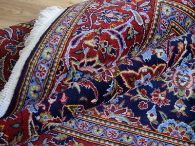 画像2: 新品 ペルシャ 絨毯 カシャーン 産 縦2.2m 横1.5m 3.1㎡ 〜2帖程度 リビング ダイニング 2-3人掛けソファ サイズ 213 x 145 cm No.2673 ウール 手織り ラグ 敷物 カーペット メダリオン 赤 濃紺 n-2673-213145h007-009
