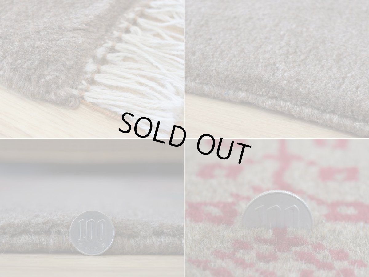 画像19: 新品 ペルシャ ギャッベ 縦2m 横1.4m 2.7㎡ リビング ダイニング 2-3人掛けソファ サイズ 198 × 136 cm No.R394 肉厚 天然 ウール ギャベ 手織り ハンドメイド ラグ 絨毯 カーペット リビングダイニングルームやベッドサイドに ライトブラウン 茶 動物 植物柄 n-r394-198136h031-071 (19)
