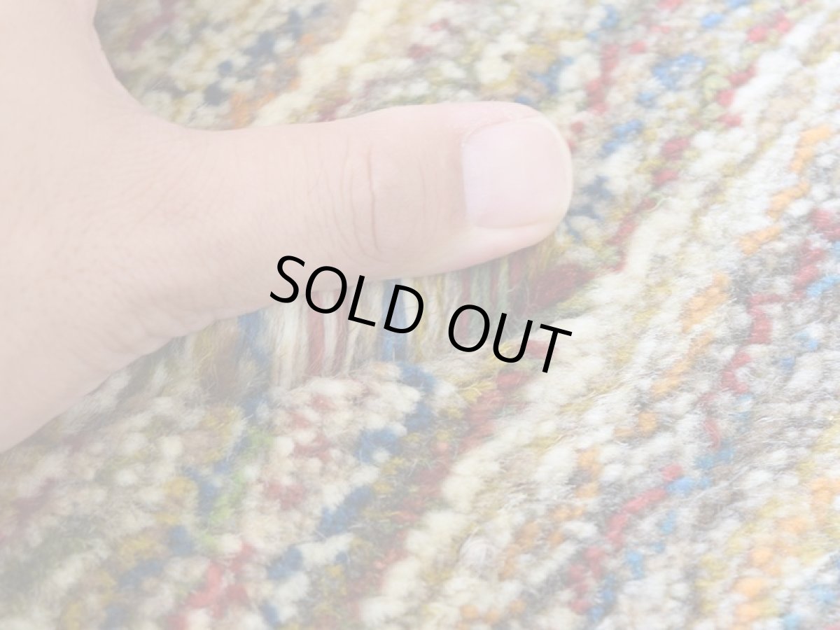 画像12: 新品 ペルシャ ギャッベ 縦1.5m 横1m 2人掛けソファ サイズ 143 × 103 cm No.A540 肉厚 天然 ウール ギャベ 手織り ハンドメイド ラグ 絨毯 カーペット レインボー マルチカラー  クレイジーパターン n-a540-143103h04a55 (12)