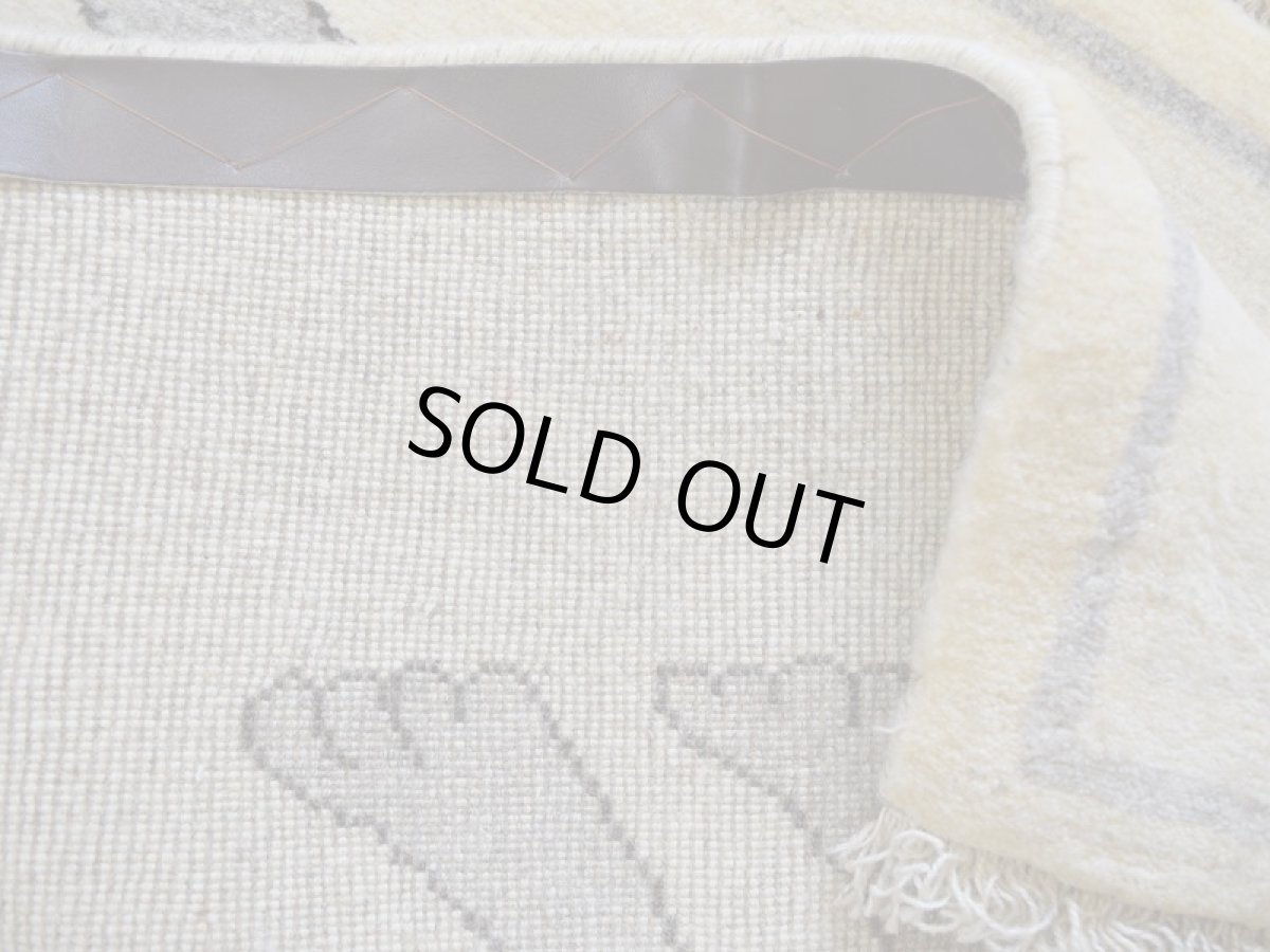 画像18: 新品 ペルシャ ギャッベ 縦1.1m アクセント ラグ サイズ 106 x 75 cm No.2371 肉厚 ウール 手織り ハンドメイド ギャベ マット カーペット  ライオンラグ ベージュグレー 原毛系 n-2371-106075s101a531 (18)