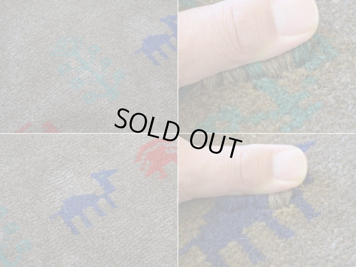 画像16: 新品 ペルシャ ギャッベ 縦2m 横1.3m 2.6㎡ リビング ダイニング 2-3人掛けソファ サイズ 196 × 129 cm No.R393 肉厚 天然 ウール ギャベ 手織り ハンドメイド ラグ 絨毯 カーペット リビングダイニングルームやベッドサイドに ブラウン 茶 動物 植物柄 n-r393-196129h031-071 (16)