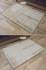 画像4: 新品 ペルシャ ギャッベ 縦1.5m アクセント ラグ サイズ 143 x 99 cm No.A541 肉厚 ウール 手織り 絨毯 ハンドメイド ギャベ マット カーペット 生命の樹 クリーム 生成り色 原毛系 n-a541-143099h041a002 (4)