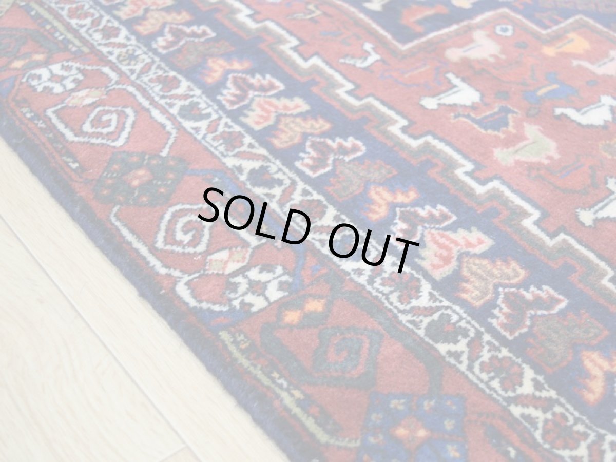 画像10: 良品 ペルシャ 部族絨毯 シールジャーン 縦1.8m 横1.3m 2.3㎡ ~2.5帖 2人掛けソファ サイズ 175 x 130 cm No.A766 ウール 手織り ハンドメイド トライバル ラグ カーペット 民族柄 b-a766-175130h072a153 (10)