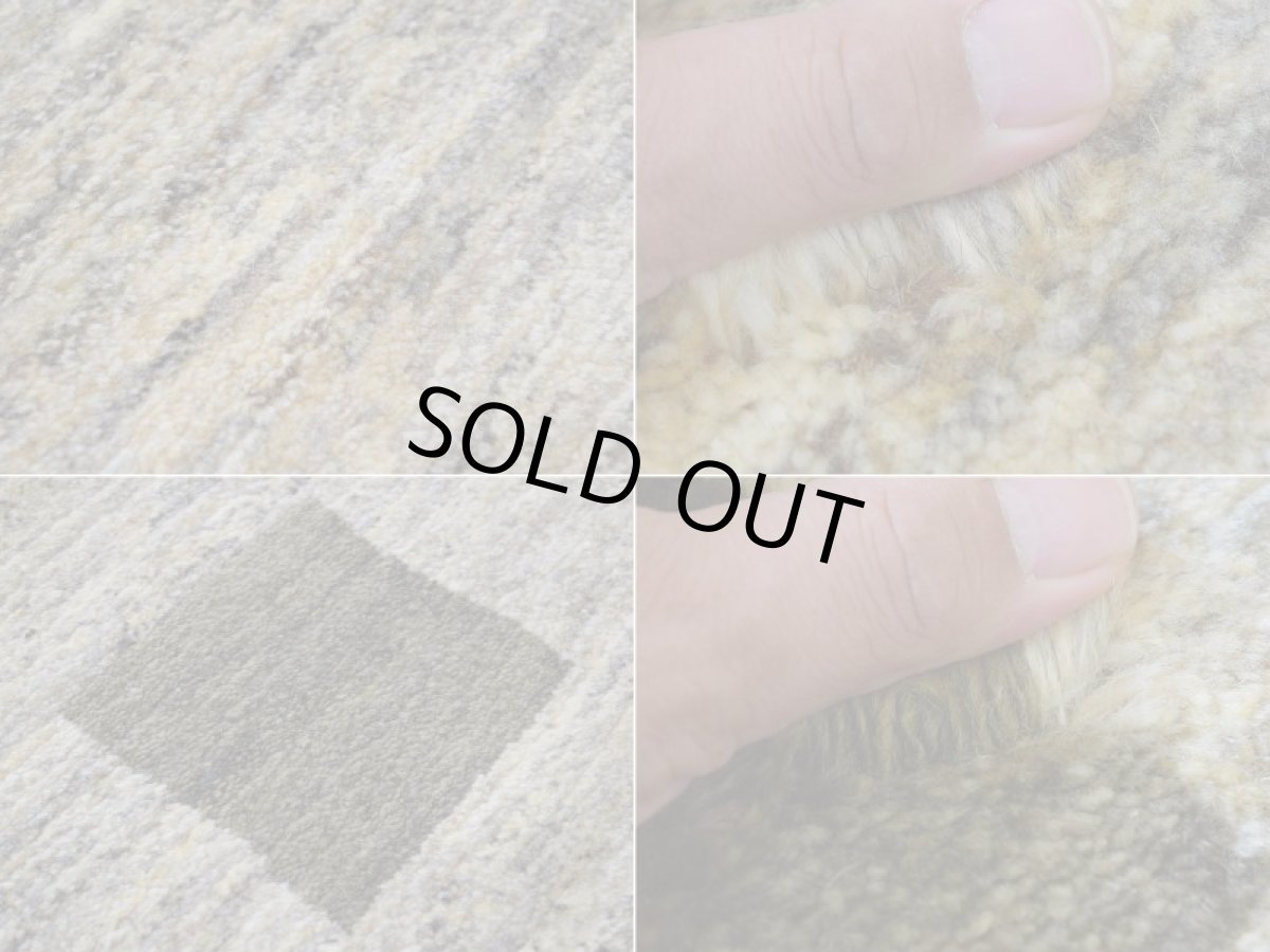 画像15: 新品 ペルシャ ギャッベ 縦2m 横1.5m 3㎡ 〜2帖 リビング ダイニング 2-3人掛けソファ サイズ 190 × 156 cm No.A565 肉厚 天然 ウール ギャベ 手織り ハンドメイド ラグ 絨毯 カーペット リビングダイニングルームやベッドサイドに 生成り クリーム 原毛系 マルチカラー カラフル n-a565-190156h023a024 (15)