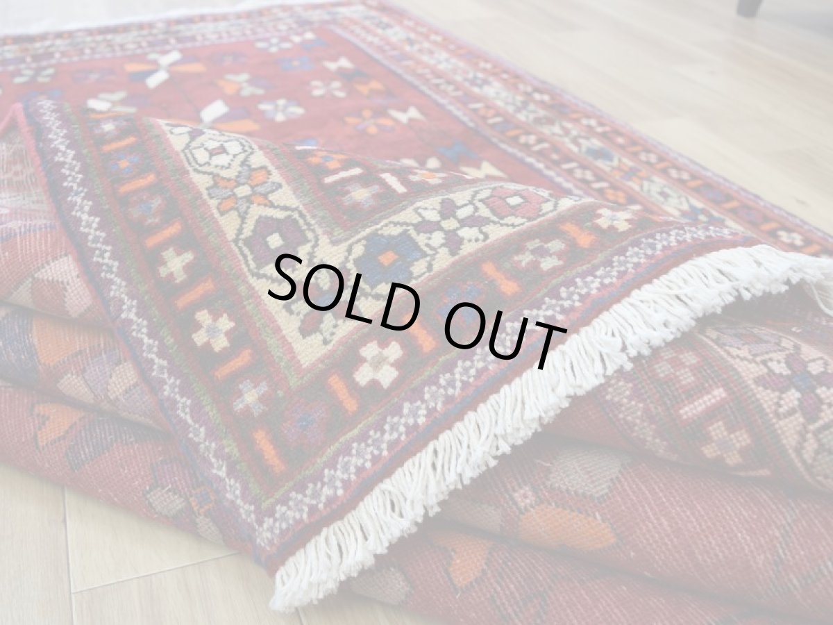 画像12: 良品 ペルシャ 部族絨毯 シールジャーン 縦2.5m 横2m 4.8㎡ 5帖程度 リビング ダイニング 3人掛けソファ サイズ 250 x 190 cm No.A772 肉厚 ウール 手織り ハンドメイド トライバル ラグ カーペット 赤 花柄 幾何学模様 民族柄 b-a772-250190h055a517 (12)