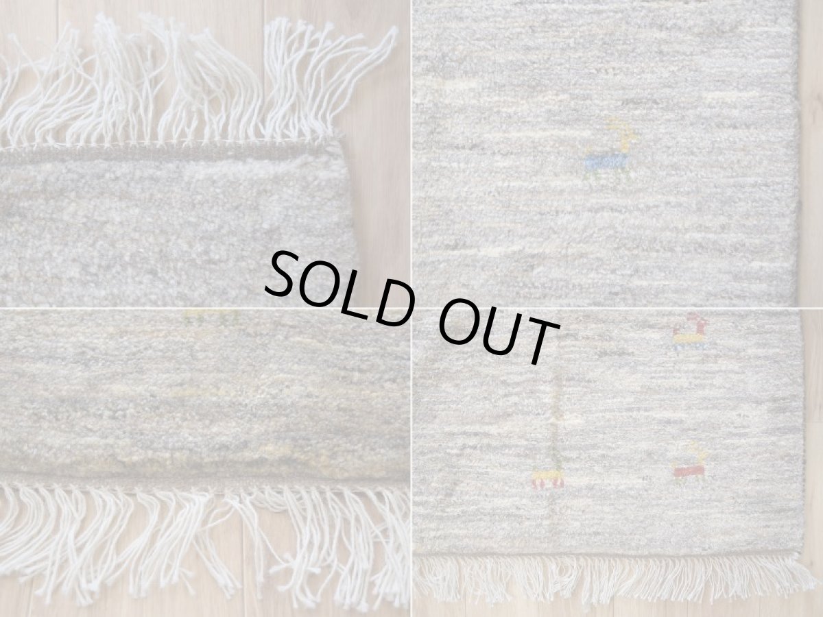 画像19: 新品 ペルシャ ギャッベ 縦2m 横2m 4㎡ 〜4帖程度 リビング ダイニング 2-3人掛けソファ 正方形 スクエア サイズ 196 × 206 cm No.A584 肉厚 天然 ウール ギャベ 手織り ハンドメイド ラグ 絨毯 カーペット 生成り クリーム ベージュ 茶 ライトグレー 原毛系 n-a584-196206h044a275 (19)