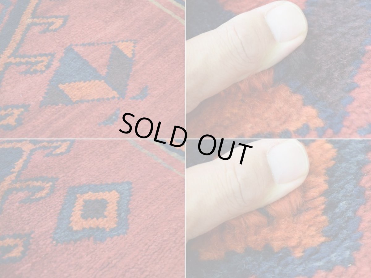 画像17: 良品 ペルシャ 部族絨毯  ロリ 縦2.7m 横1.9m 5㎡ 〜5帖 リビング ダイニング 2〜3人掛けソファ サイズ 265 x 185 cm No.A644 ウール 手織り ハンドメイド トライバル ラグ 部族絨毯 マット カーペット 幾何学模様 民族柄  赤 b-a644-265185h563a574 (17)