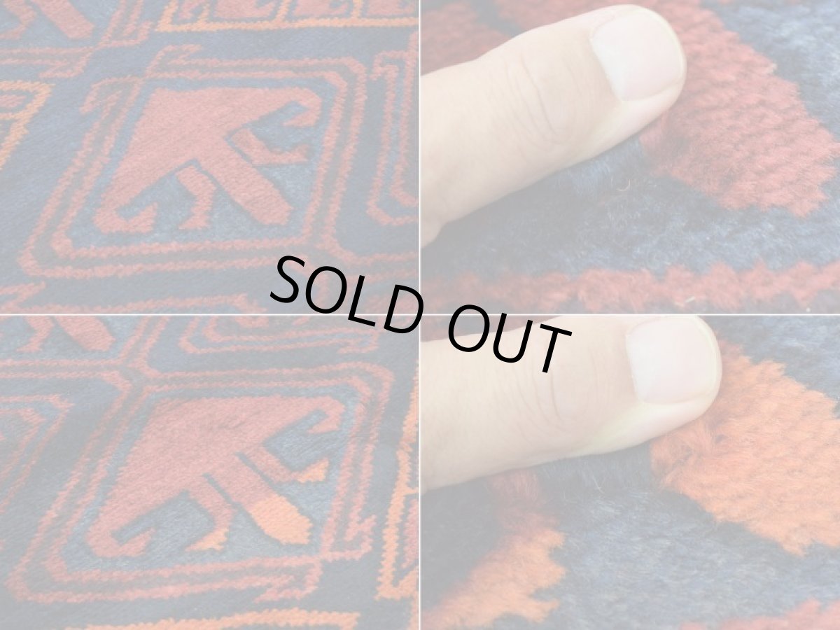 画像16: 良品 ペルシャ 部族絨毯  ロリ 縦2.7m 横1.9m 5㎡ 〜5帖 リビング ダイニング 2〜3人掛けソファ サイズ 265 x 185 cm No.A644 ウール 手織り ハンドメイド トライバル ラグ 部族絨毯 マット カーペット 幾何学模様 民族柄  赤 b-a644-265185h563a574 (16)