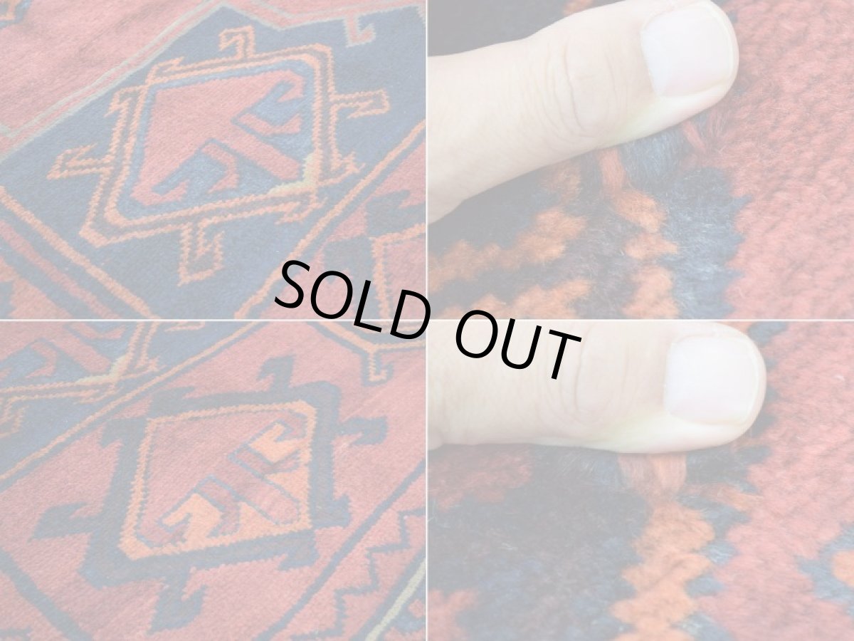 画像15: 良品 ペルシャ 部族絨毯  ロリ 縦2.7m 横1.9m 5㎡ 〜5帖 リビング ダイニング 2〜3人掛けソファ サイズ 265 x 185 cm No.A644 ウール 手織り ハンドメイド トライバル ラグ 部族絨毯 マット カーペット 幾何学模様 民族柄  赤 b-a644-265185h563a574 (15)