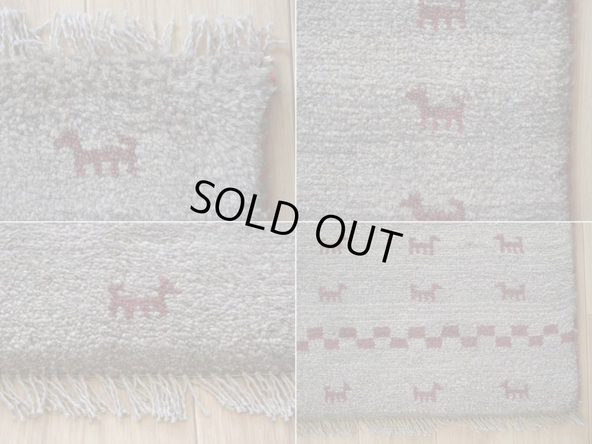 画像17: 新品 ペルシャ ギャッベ 縦1.2m アクセント ラグ サイズ 115 x 80 cm No.443 肉厚 天然 草木染 ウール 手織り ハンドメイド ギャベ マット カーペット  生命の樹 動物 民族柄 グレー エンジ n-443-11580s57 (17)