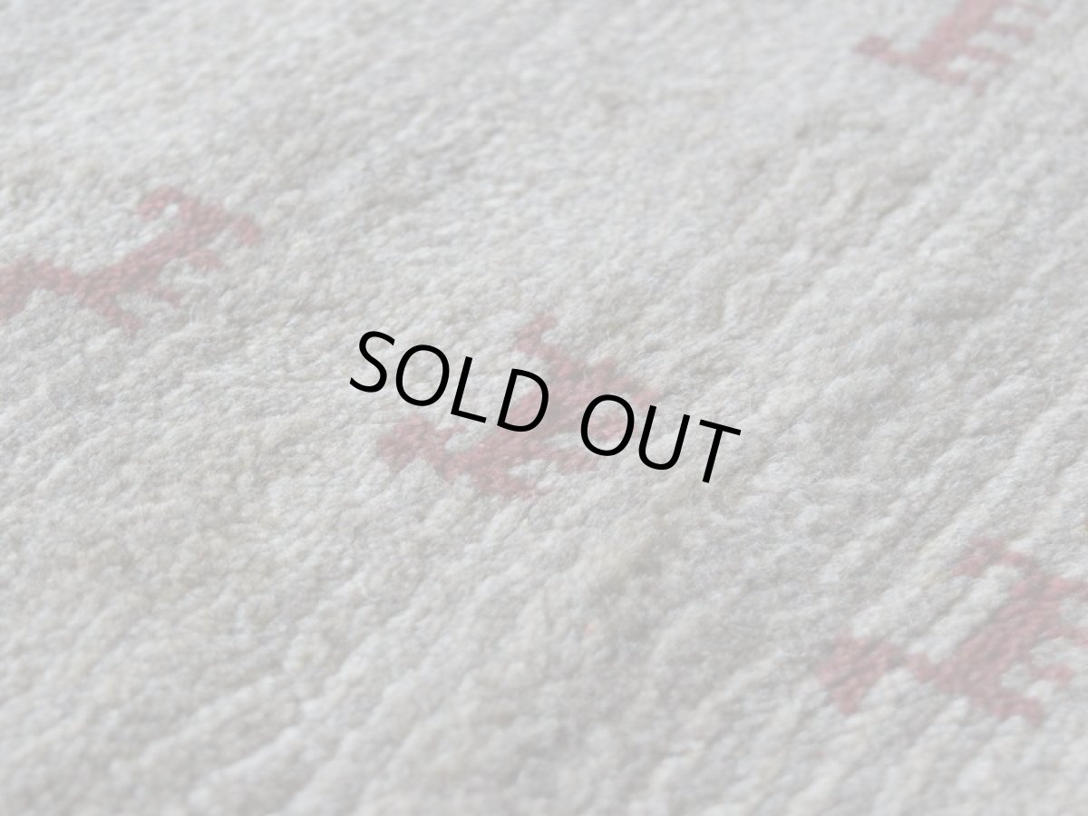 画像9: 新品 ペルシャ ギャッベ 縦1.2m アクセント ラグ サイズ 115 x 80 cm No.443 肉厚 天然 草木染 ウール 手織り ハンドメイド ギャベ マット カーペット  生命の樹 動物 民族柄 グレー エンジ n-443-11580s57 (9)