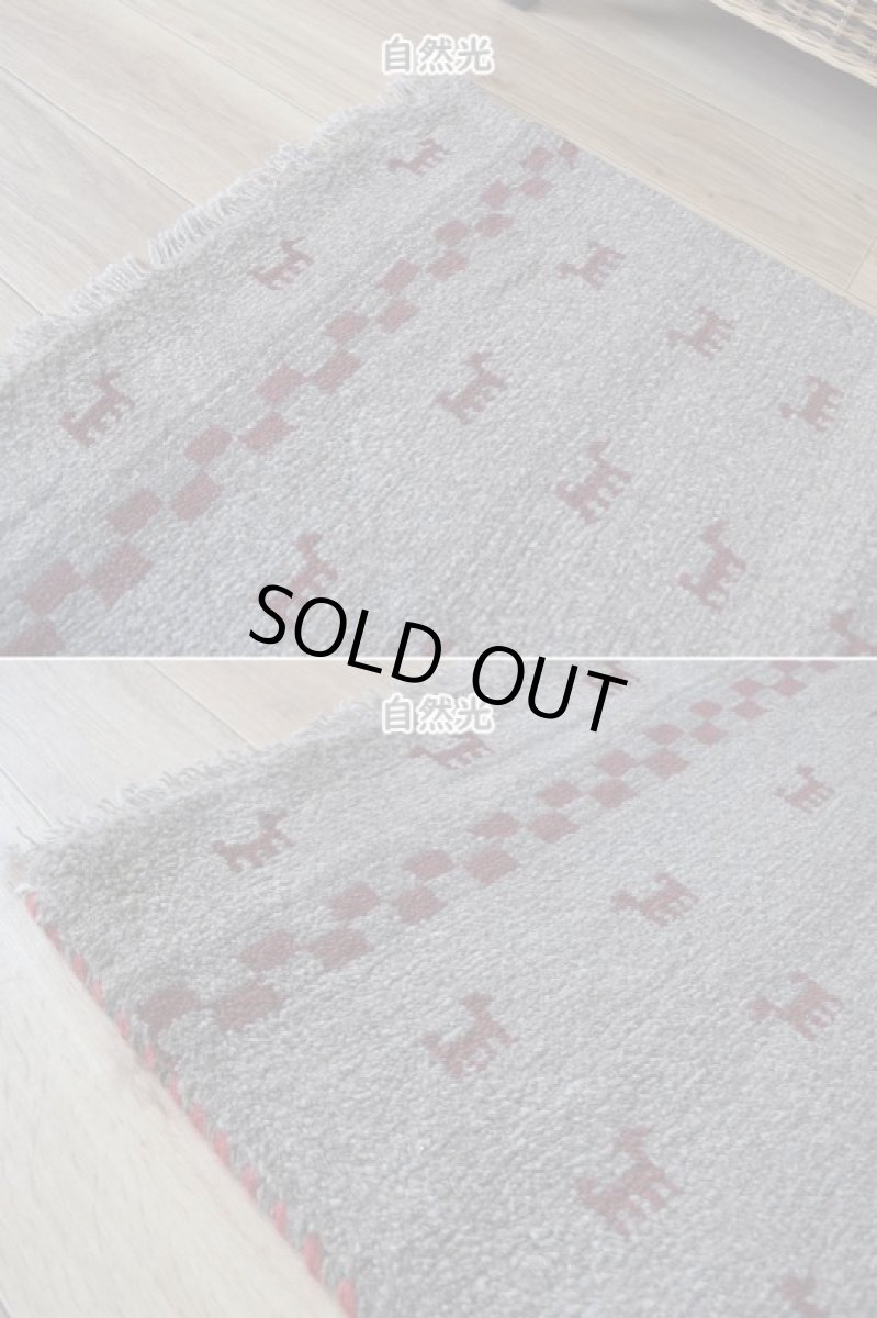 画像7: 新品 ペルシャ ギャッベ 縦1.2m アクセント ラグ サイズ 115 x 80 cm No.443 肉厚 天然 草木染 ウール 手織り ハンドメイド ギャベ マット カーペット  生命の樹 動物 民族柄 グレー エンジ n-443-11580s57 (7)