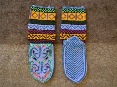 画像2: 新品 イラン製 アクリル混ウール ミドル 23-24 cm 手編み靴下 ニットルームソックス Long Knit Room Socks n-am2324-61h4a5 (2)
