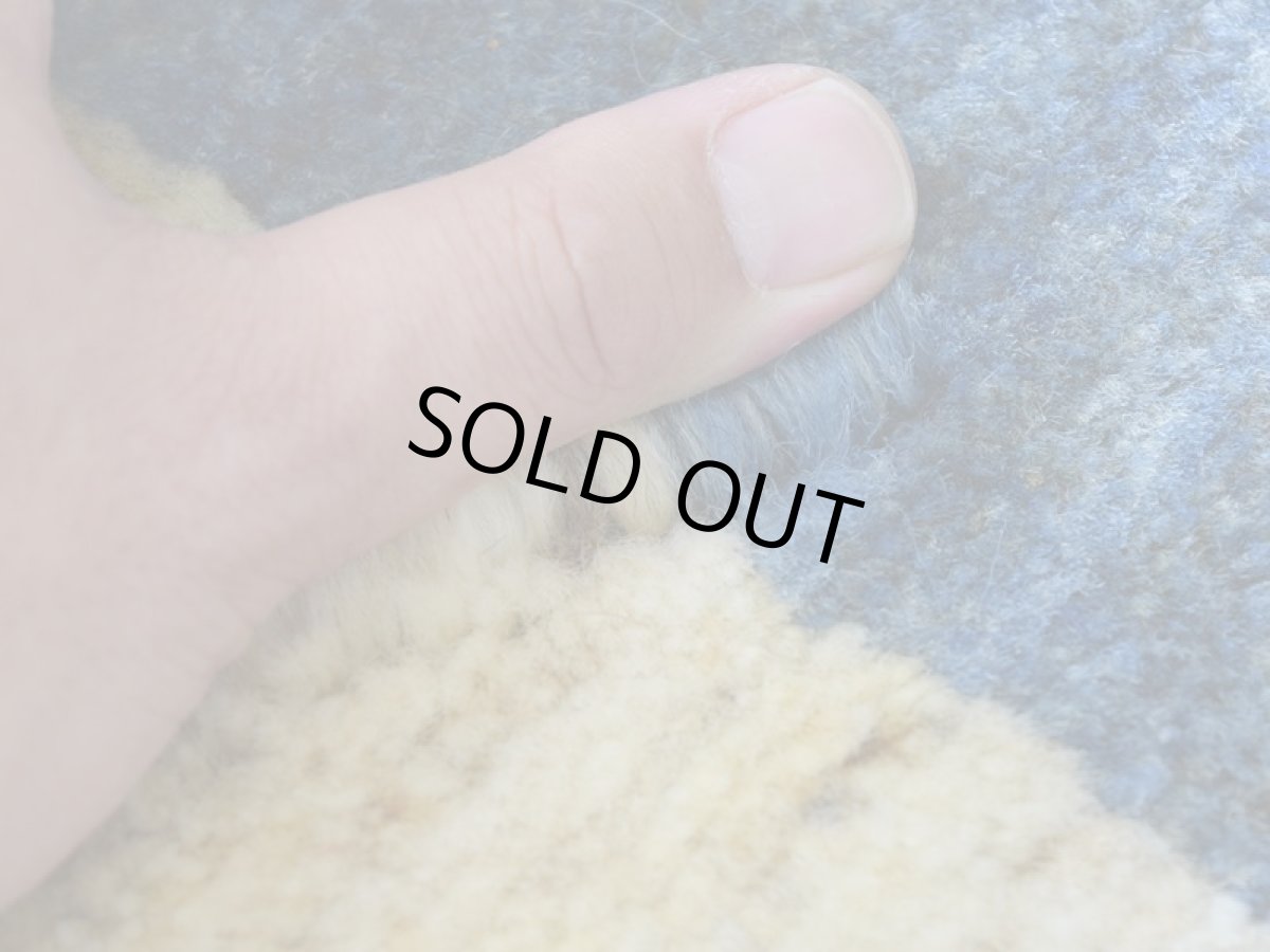 画像10: 新品 ペルシャ ギャッベ 縦1.8m 横1.3m 2.2㎡ 〜2帖 2人掛けソファ サイズ 175 × 123 cm No.1929 肉厚 天然 草木染 ウール ギャベ 手織り ハンドメイド ラグ 絨毯 カーペット ロリバフト リビングルームソファ足元やベッドサイドに 生成り クリーム インディゴブルー  n-1929-175123s532a003 (10)