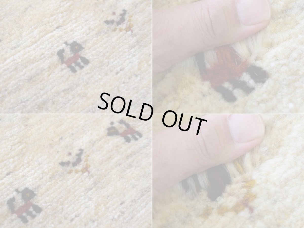 画像15: 新品 ペルシャ ギャッベ 縦1.8m 横1.3m 2.2㎡ 〜2帖 2人掛けソファ サイズ 175 × 123 cm No.1929 肉厚 天然 草木染 ウール ギャベ 手織り ハンドメイド ラグ 絨毯 カーペット ロリバフト リビングルームソファ足元やベッドサイドに 生成り クリーム インディゴブルー  n-1929-175123s532a003 (15)