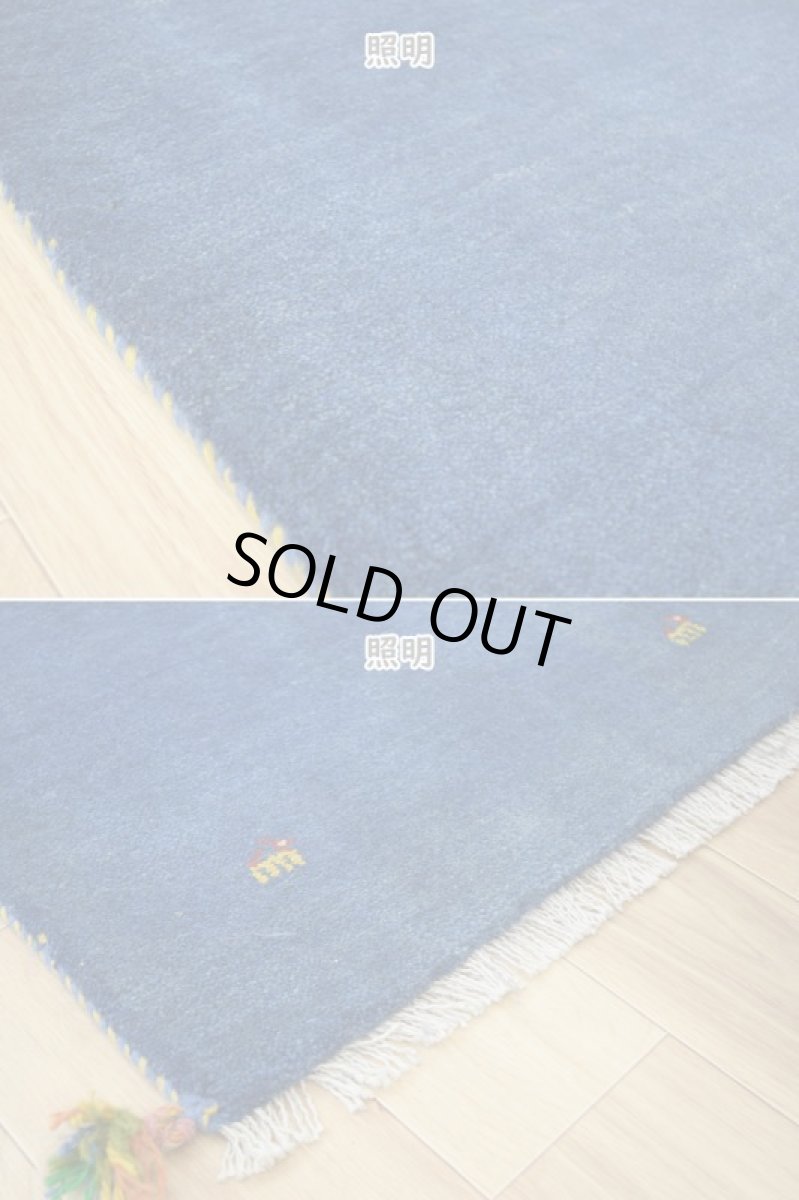 画像8: 新品 ペルシャ ギャッベ 玄関 マット サイズ 90 × 64 cm No.2227 肉厚 天然 ウール ギャベ 手織り ハンドメイド ラグ 絨毯 カーペット ロリバフト 玄関ドアマットのアクセントに インディゴブルー  n-2227-090064h001a031 (8)