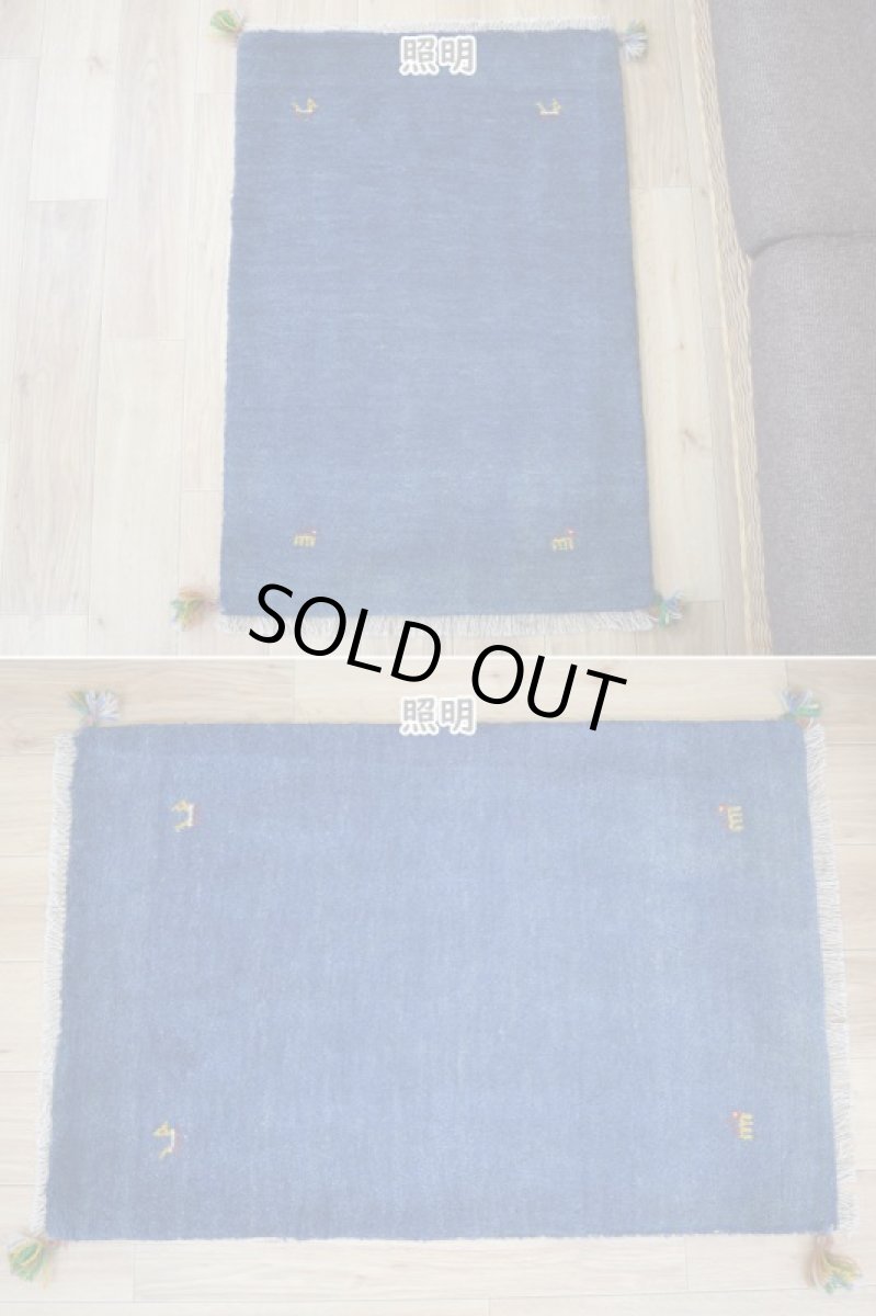 画像3: 新品 ペルシャ ギャッベ 玄関 マット サイズ 90 × 64 cm No.2227 肉厚 天然 ウール ギャベ 手織り ハンドメイド ラグ 絨毯 カーペット ロリバフト 玄関ドアマットのアクセントに インディゴブルー  n-2227-090064h001a031 (3)