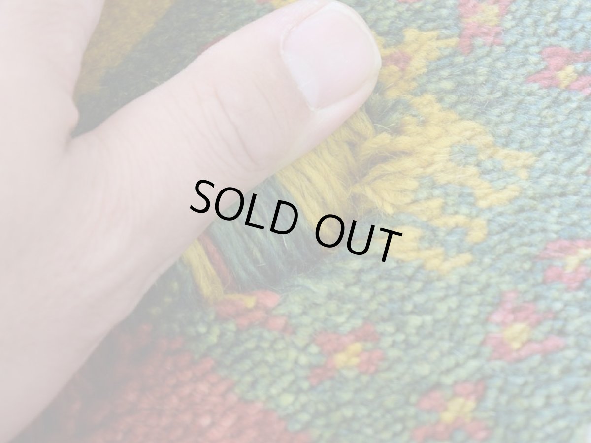 画像16: 新品 ペルシャ ギャッベ 玄関 マット サイズ 90 × 60 cm No.2226 肉厚 天然 ウール ギャベ 手織り ハンドメイド ラグ 絨毯 カーペット ロリバフト 玄関ドアマットのアクセントに パッチワーク柄 赤 マルチカラー n-2226-090060h001a031 (16)