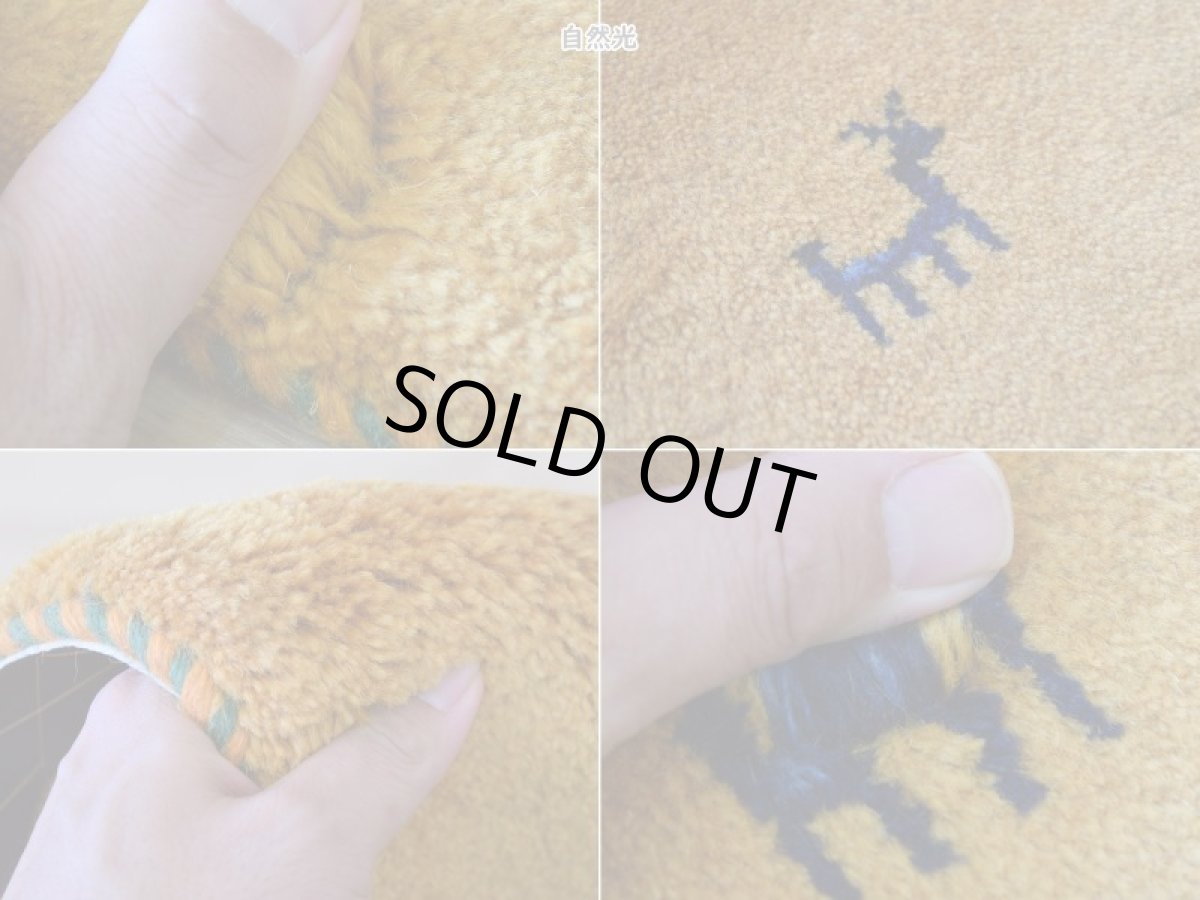 画像18: 新品 ペルシャ ギャッベ 玄関 マット サイズ 88 × 57 cm No.2223 肉厚 天然 ウール ギャベ 手織り ハンドメイド ラグ 絨毯 カーペット ロリバフト 玄関ドアマットのアクセントに イエロー 黄色 からし色  n-2223-088057h001a031 (18)