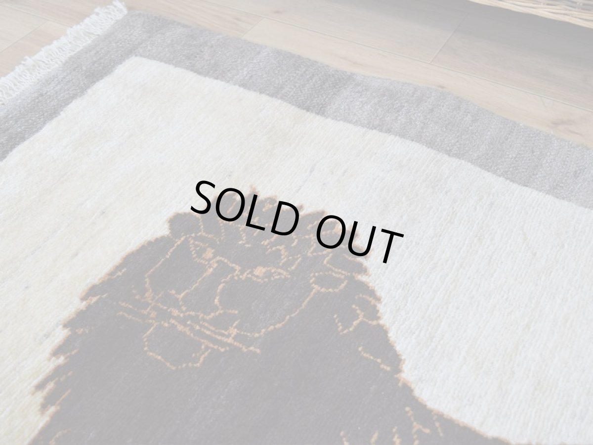 画像9: 新品 ペルシャ ギャッベ 縦1.2m アクセント ラグ サイズ 120 x 85 cm No.2374 肉厚 ウール 手織り ハンドメイド ギャベ マット カーペット  ライオンラグ ブラウン ベージュグレー 原毛系 n-2374-120085s101a531 (9)