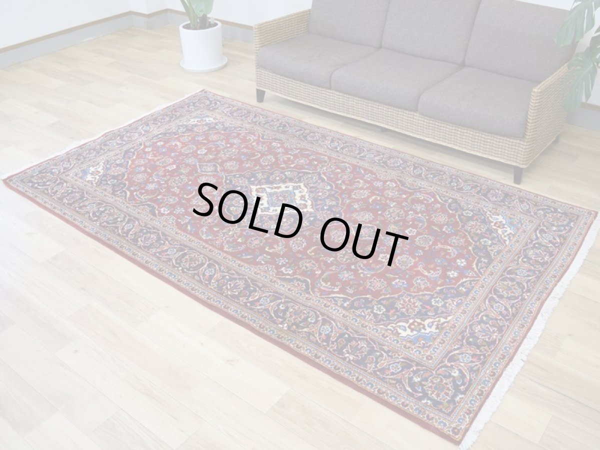 画像3: 良品 ペルシャ 絨毯 カシャーン 産 縦2.5m 横1.5m 4㎡ 4帖程度 リビング ダイニング 2-3人掛けソファ サイズ 255 x 150 cm No.R349 ウール 手織り ラグ 敷物 カーペット メダリオン 赤 ビンテージ b-r349-255150h762-053 (3)