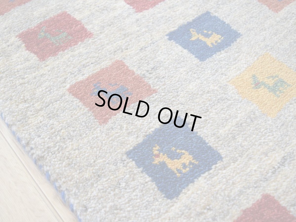 画像10: 新品 ペルシャ ギャッベ 玄関 マット サイズ 85 × 60 cm No.2234 肉厚 天然 ウール ギャベ 手織り ハンドメイド ラグ 絨毯 カーペット ロリバフト 玄関ドアマットのアクセントに 生成り クリーム ベージュ 原毛系 マルチカラー n-2234-085060h001a031 (10)