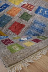 画像8: 新品 ペルシャ ギャッベ 縦1.5m 横1m 2人掛けソファ サイズ 145 × 95 cm No.P402 肉厚 天然 ウール ギャベ 手織り ハンドメイド ラグ 絨毯 カーペット 動物 生命の樹 パッチワーク柄 マルチカラー n-p402-145095h041a091 (8)