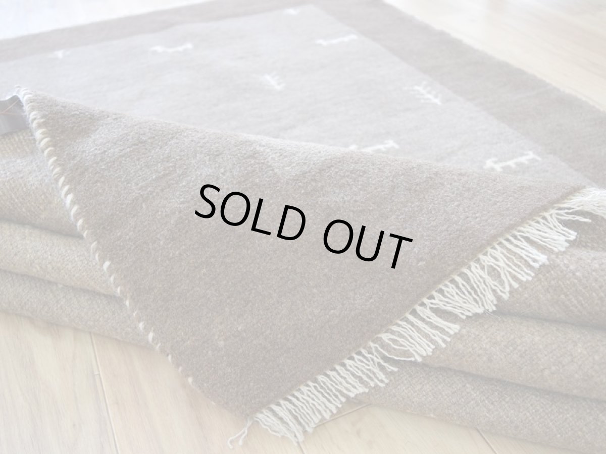 画像15: 新品 ペルシャ ギャッベ 縦2m 横1.5m 3㎡ 〜3帖 リビング ダイニング 2-3人掛けソファサイズ 193 × 151 cm No.1465 天然 肉厚 ウール ギャベ 手織り ハンドメイド ラグ 絨毯 カーペット ベージュ ブラウン グレー 生命の樹 動物 ヤギ 羊 鹿 柄 リビングダイニングルームやベッドサイドに n-1465-193151h071a032 (15)