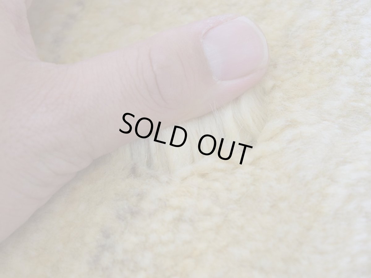 画像13: 新品 ペルシャ ギャッベ 縦3m 横2m 6㎡ 〜6帖程度 リビング ダイニング 3人掛けソファ コーナーソファサイズ 284 × 206 cm No.A567 肉厚 天然 ウール ギャベ 手織り ハンドメイド ラグ 絨毯 カーペット リビングダイニングルームやベッドサイドに 生成り グレー 原毛系 プレーン シンプル n-a567-284206h046a238 (13)