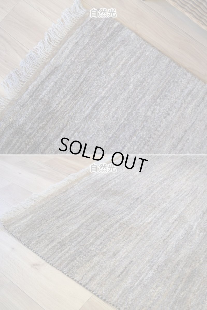 画像7: 新品 ペルシャ ギャッベ 縦2m 横1.5m 3㎡ 〜2帖 リビング ダイニング 2-3人掛けソファ サイズ 200 × 156 cm No.P404 肉厚 天然 ウール ギャベ 手織り ハンドメイド ラグ 絨毯 カーペット リビングダイニングルームやベッドサイドに 生成り ベージュ 茶 グレー 原毛系 グラデーション n-p404-200156h003p (7)