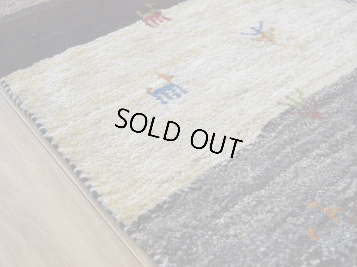 画像11: 新品 ペルシャ ギャッベ 縦1.5m 横1m 2人掛けソファ サイズ 140 × 105 cm No.P401 肉厚 天然 ウール ギャベ 手織り ハンドメイド ラグ 絨毯 カーペット 動物 生命の樹 ボーダー マルチカラー n-p401-140105h841a591 (11)