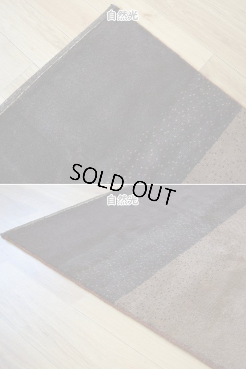 画像7: 新品 ペルシャ ギャッベ 縦3m 横2m 6㎡ 〜6帖程度 リビング ダイニング 3人掛けソファ コーナーソファサイズ 280 × 218 cm No.1437 肉厚 ウール ギャベ 手織り ハンドメイド ラグ 絨毯 カーペット ベージュ ブラウン グレー ブラック グラデーション ボーダー リビングダイニングルームやベッドサイドに n-1437-280218s563a574 (7)