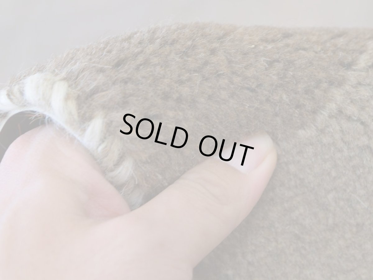 画像14: 新品 ペルシャ ギャッベ 縦3m 横2m 6㎡ 〜6帖程度 リビング ダイニング 3人掛けソファ コーナーソファサイズ 290 × 199 cm No.1456 ウール ギャベ 手織り ハンドメイド ラグ 絨毯 カーペット ベージュ ブラウン カーキ ボーダー リビングダイニングルームやお部屋の中心に n-1456-290199s053a054 (14)