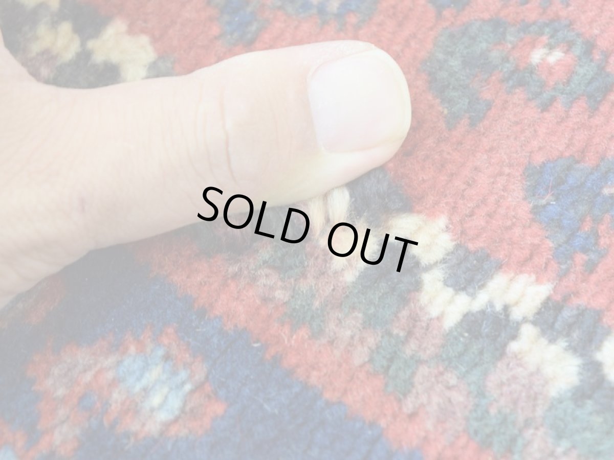 画像11: 良品 ペルシャ 部族絨毯  シャハレババク 縦2m 横1.5m 3㎡ 〜3帖程度 リビング ダイニング 2〜3人掛けソファ サイズ 195 x 155 cm No.P480 ウール 手織り ハンドメイド トライバル ラグ 部族絨毯 マット カーペット ボテ 幾何学模様 民族柄 ネイビー 赤 ヴィンテージ ビンテージ  b-p480-195155h023p (11)