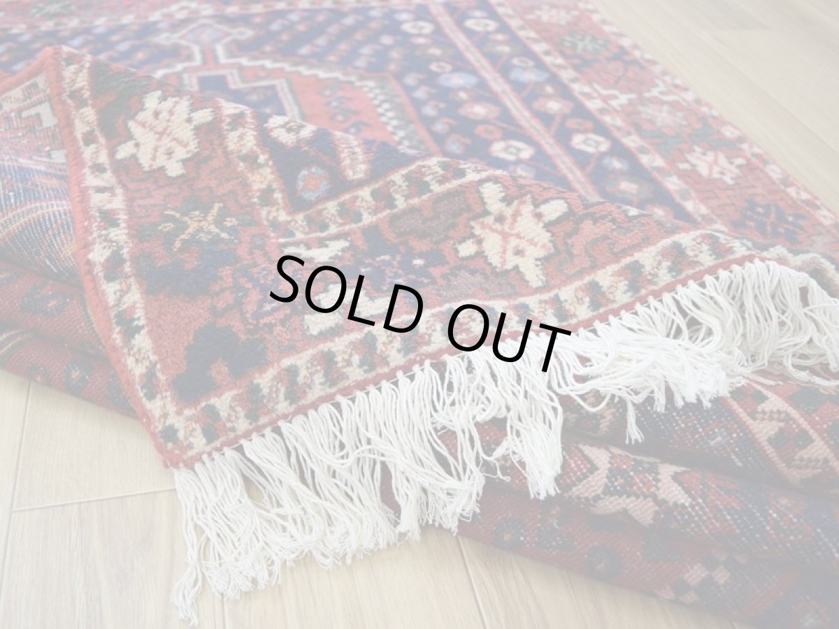 画像13: 良品 ペルシャ 部族絨毯  シャハレババク 縦2m 横1.5m 3㎡ 〜3帖程度 リビング ダイニング 2〜3人掛けソファ サイズ 195 x 155 cm No.P480 ウール 手織り ハンドメイド トライバル ラグ 部族絨毯 マット カーペット ボテ 幾何学模様 民族柄 ネイビー 赤 ヴィンテージ ビンテージ  b-p480-195155h023p (13)