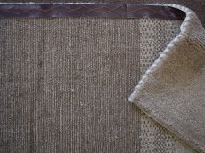 画像15: 新品 ペルシャ ギャッベ 縦2m 横1.5m 3㎡ 〜3帖 リビング ダイニング 2-3人掛けソファサイズ 190 × 154 cm No.1463 天然 肉厚 ウール ギャベ 手織り ハンドメイド ラグ 絨毯 カーペット ベージュ ブラウン グレー グラデーション ボーダー 生命の樹 柄 リビングダイニングルームやベッドサイドに n-1463-190154h081a532 (15)